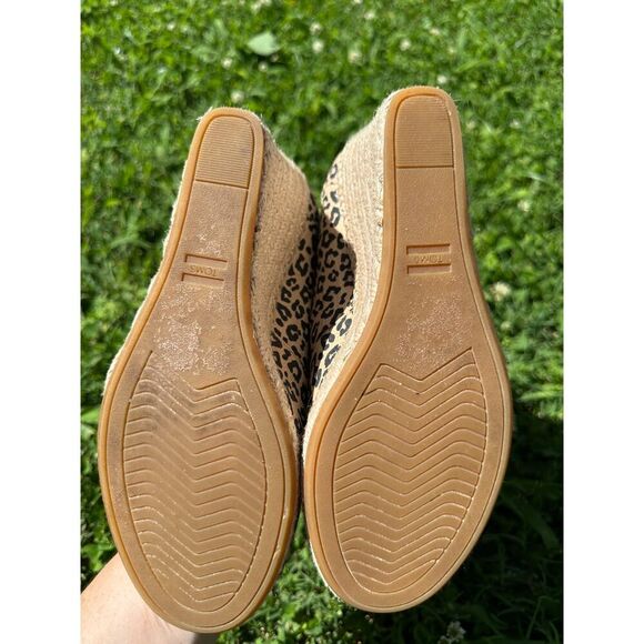 Toms Peep Toe Wedge Sandal Natural Textured Small Leopard Print Size 10 - Picture 7 of 8